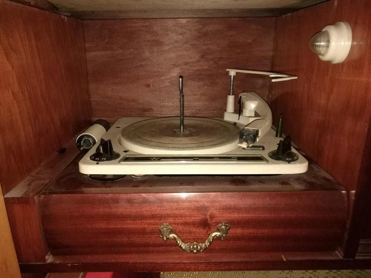 Tocadiscos combinados antiguos clearance