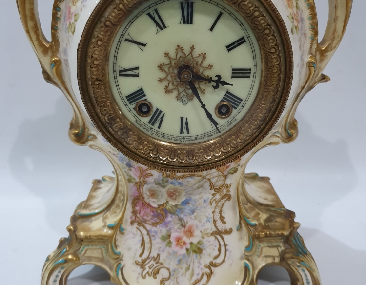 Reloj de mesa porcelana suizo nortamericano Cod 9779