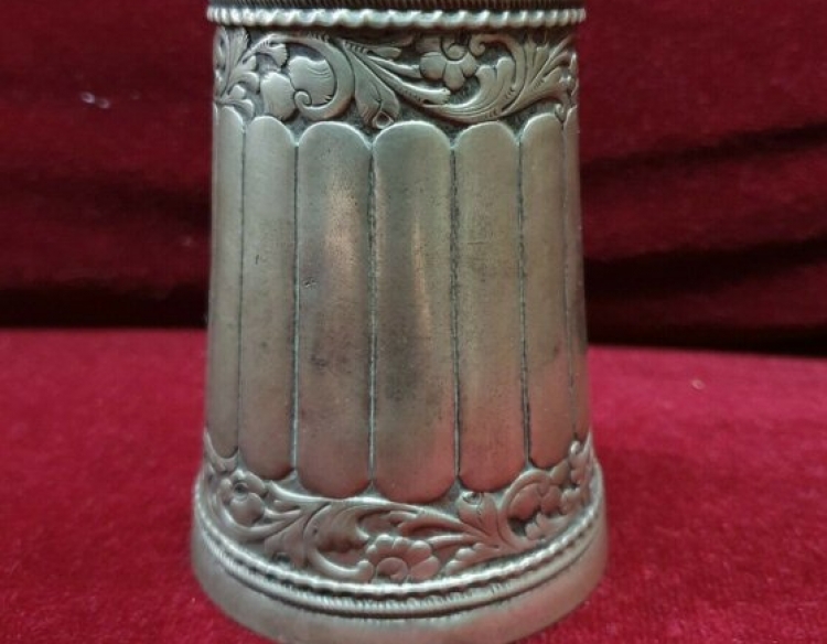 Antiguo vaso colonial de plata 11 cms Cod 11469