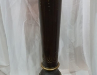 Columna en madera con detalles dorado Cod 18621