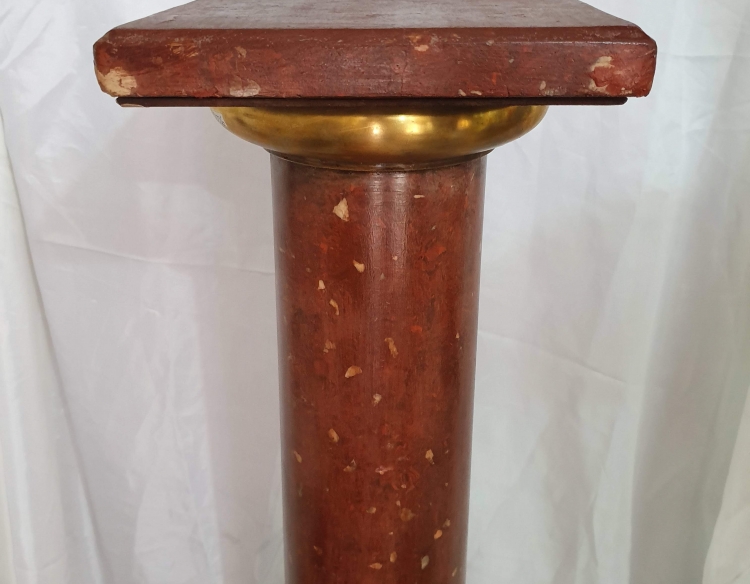Columna pedestal en piedra roja Cod 21226