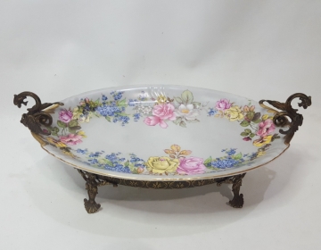 Centro de mesa porcelana Bavaria con broncería Cod 27279