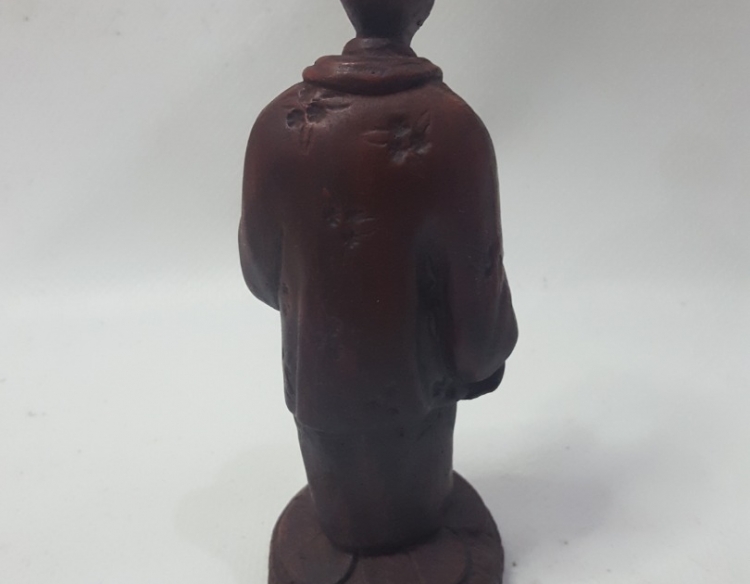 Figura oriental terracota Cod 29940