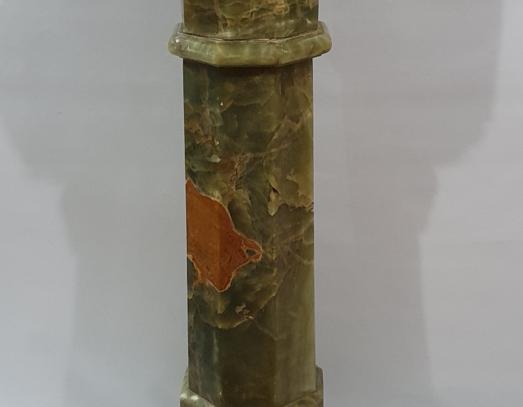 Columna importante mármol onix verde Cod 30853