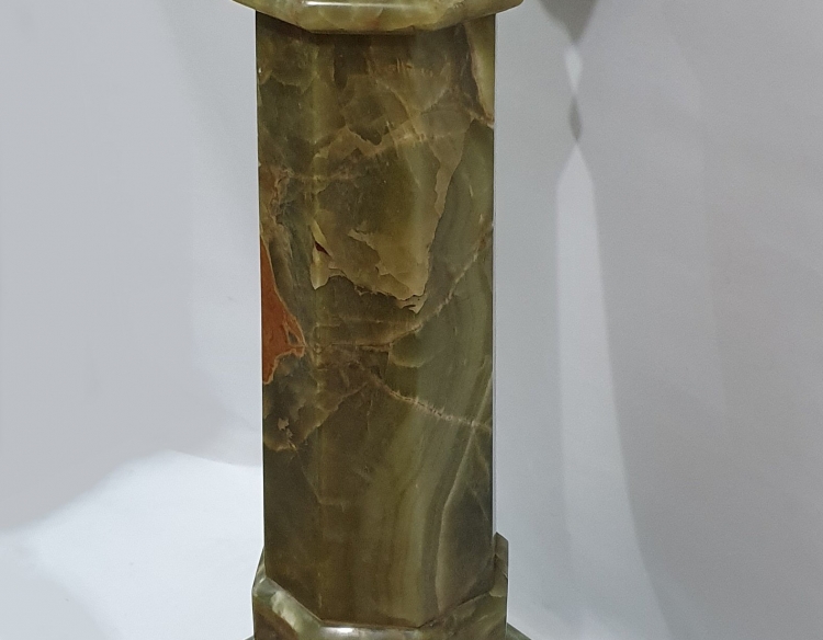 Columna importante mármol onix verde Cod 30853