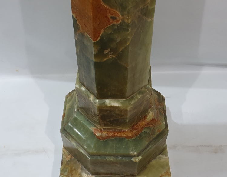 Columna importante mármol onix verde Cod 30853