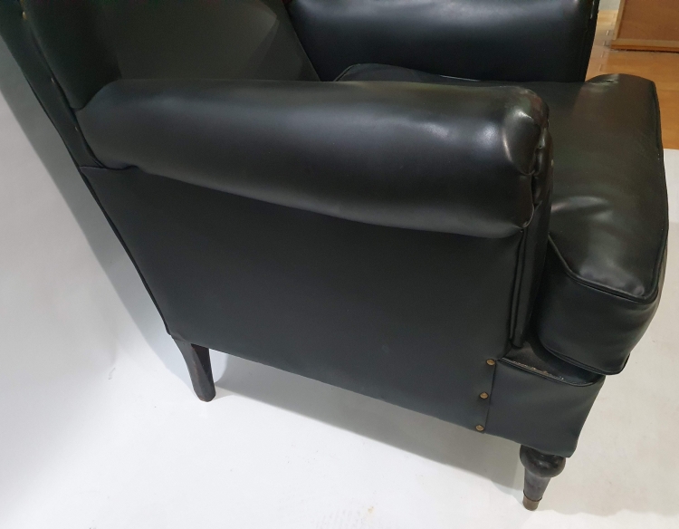 Sillón berger tapizado negro eco cuero Cod 31462