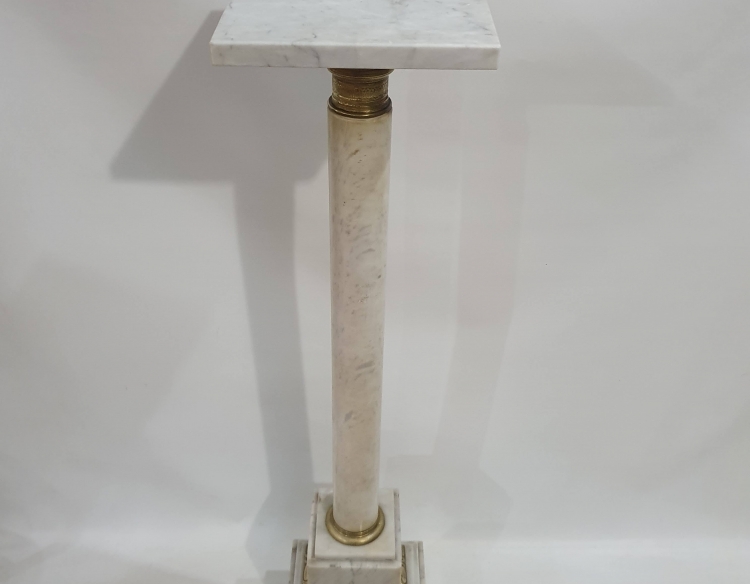 Columna mármol blanco 1,15mt Cod 31743