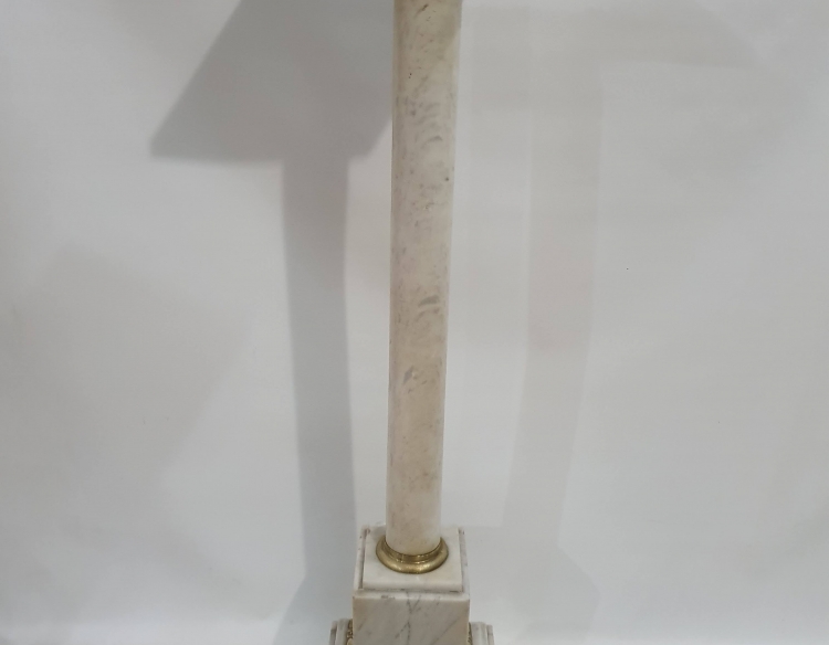 Columna mármol blanco 1,15mt Cod 31743