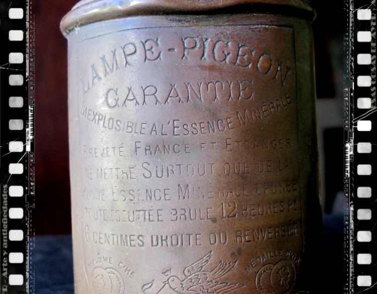 Antigua lampara de alcohol mineral LAMPE - PIGEON