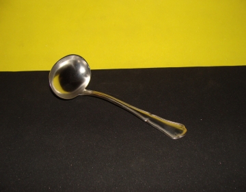 Cucharón para salsa bañado en plata
