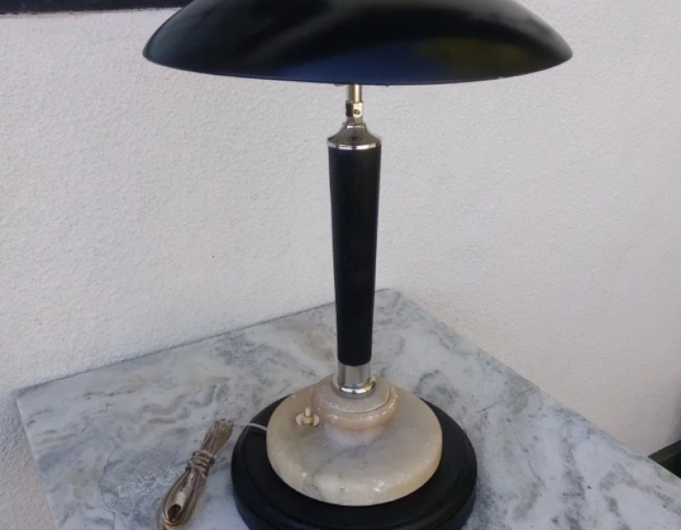 lámpara de escritorio 