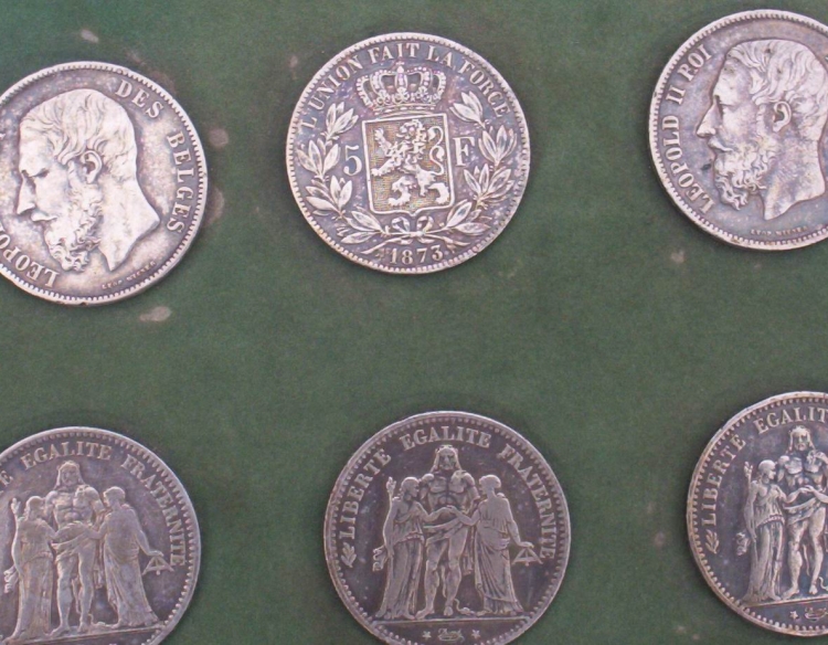 Colección de 120 monedas de plata