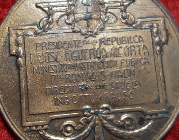 Medalla inq ensc. industrial 1909 Cod 28462