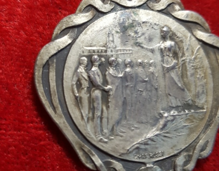 Medalla Esc. Militar 1904 Cod 31898