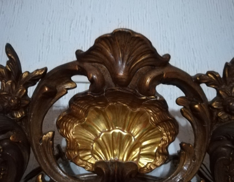 Espejo antiguo dorado a la hoja