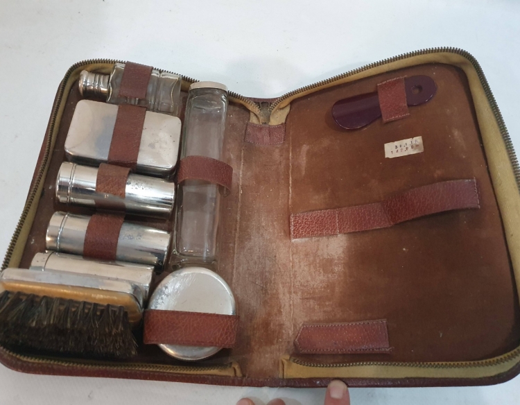 Antiguo Set De Barbería Con Estuche Cod 32080