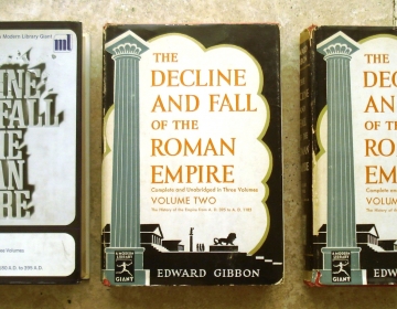 The Decline & Fall of the Roman Empire por Edward Gibbon Tres Tomos Obra Completa En inglés 
