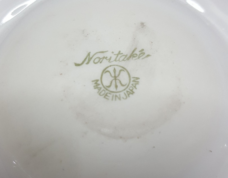 Copetinero-porcelana Noritake Cod 32247