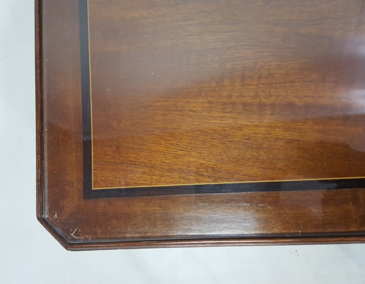 Mesita Inglesa Raíz De Nogal Rectangular Cod 32362