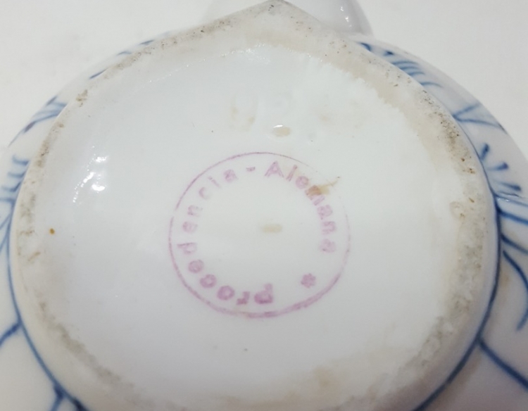 Taza para crema (Loza alemana) Cod 29381