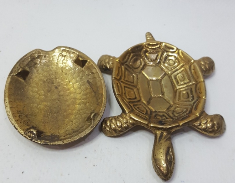 2 Adornitos de bronce (Sombrero/Tortuga) Cod 32580