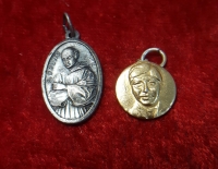 2 Medallas Religiosas Cod 32609