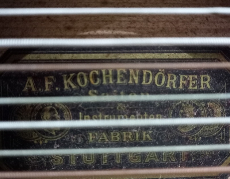 Cítara alemana (1890) - A.F. Kochenorfer - Stuttgart Cod 32676