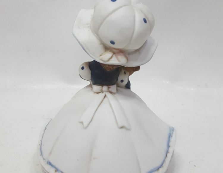 Muñequita De Porcelana Musical Cod 32712