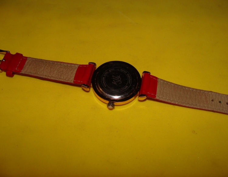 Reloj dama KJL (Kenneth Jay Lane) color oro rojo en Rosario