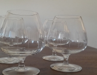 Copas de cristal tallado para coñac