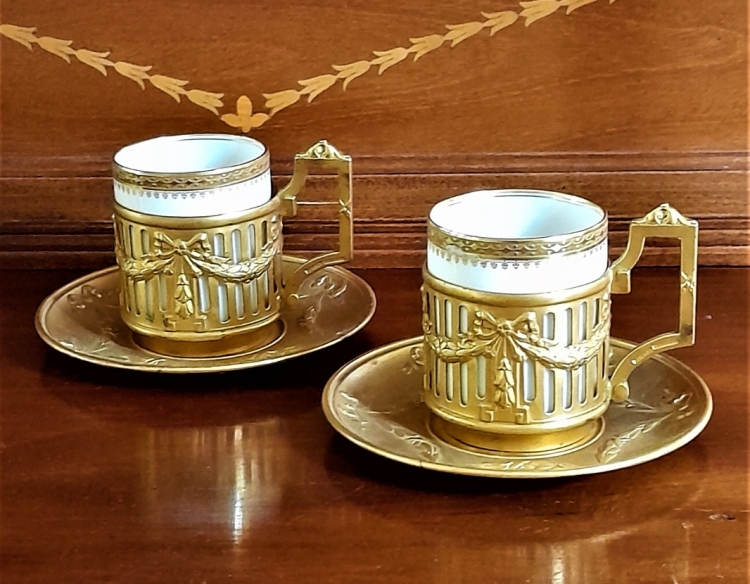 Pocillos Porcelana De Limoges Oro Con Plato Y Asa Vermeil