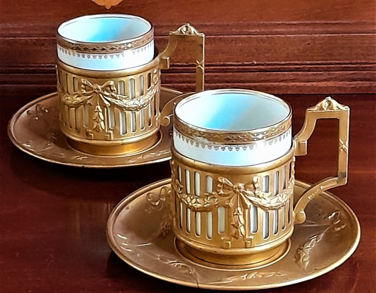 Pocillos Porcelana De Limoges Oro Con Plato Y Asa Vermeil