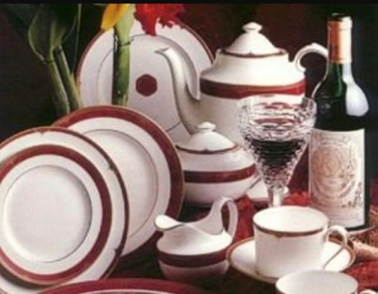 SPODE BONE CHINA BORDEUX 