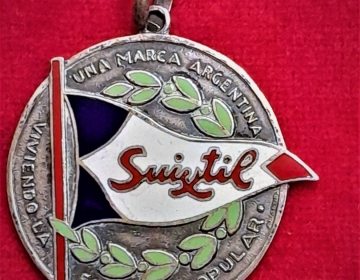 Medalla Casa Suixtil Año 1968 Plata 900 Y Esmalte