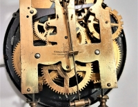 Antiguo Reloj Junghans A Péndulo Con Sonería De Hora Y Media
