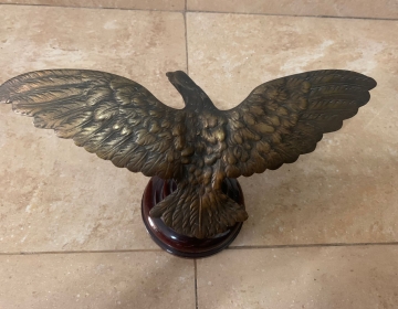 Aguila de bronce