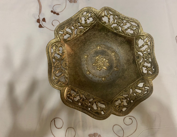 Frutera de bronce