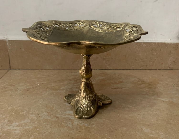 Frutera de bronce