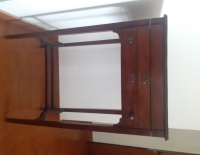 Cubiertos de plata y mueble cubertero