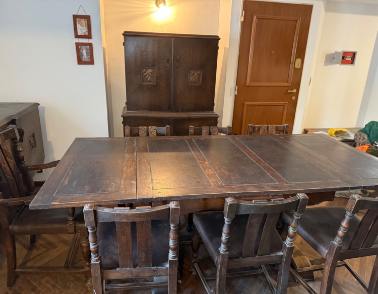 Juego de mesa y sillas 