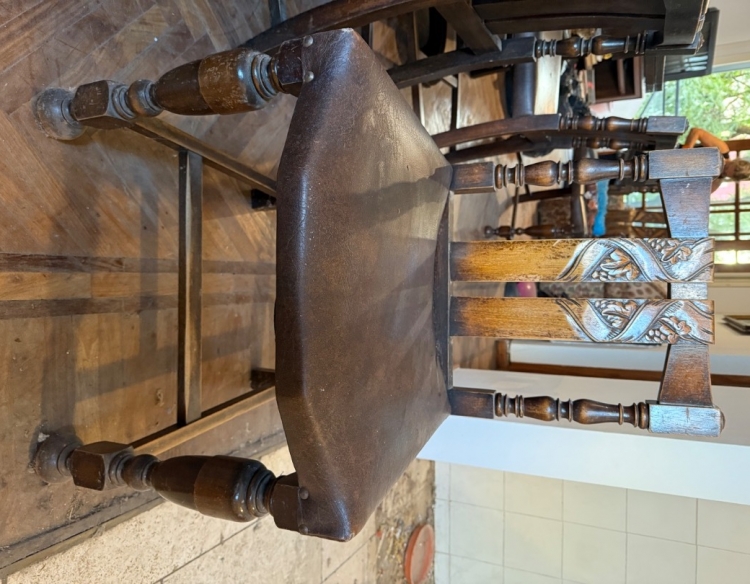 Juego de mesa y sillas 