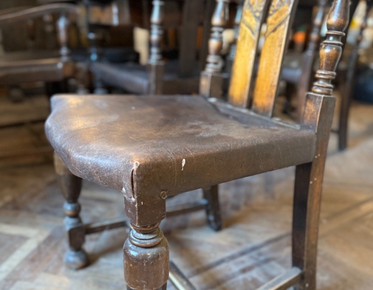 Juego de mesa y sillas 