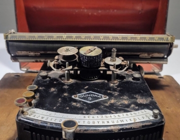 Máquina de escribir Gunka 5 