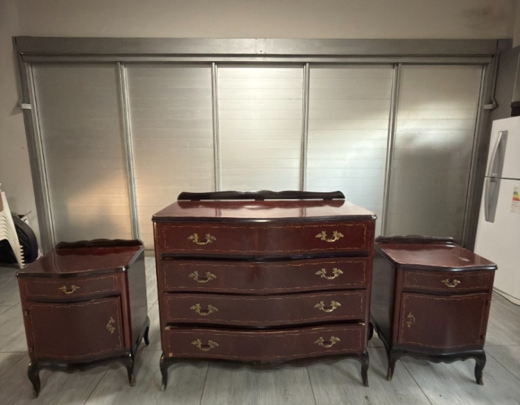 Mueble Cómoda + Mesitas de luz (Antiguo)
