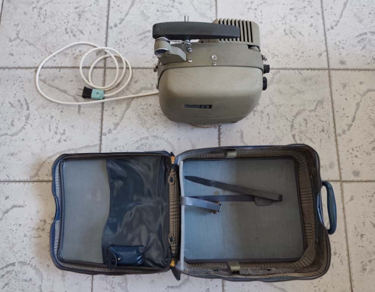 Proyector Vintage Sekonic 8 modelo 30C (ANDANDO PERFECTAMENTE)