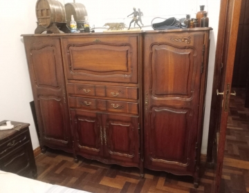 Conjunto de muebles estilo provenzal impecables.