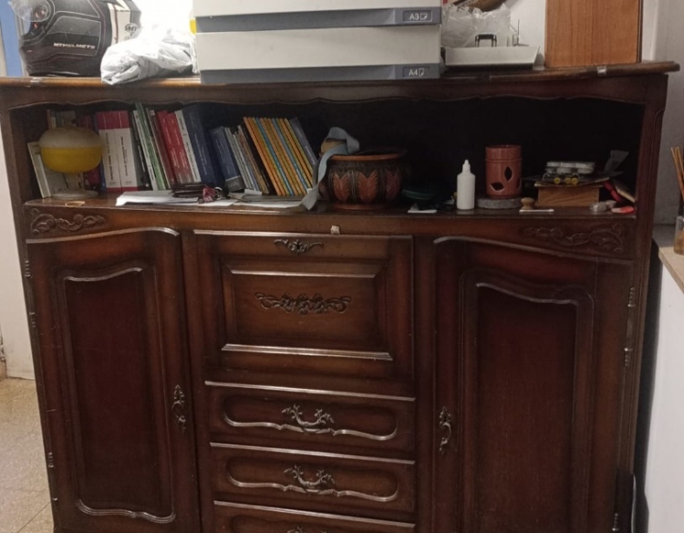 Conjunto de muebles estilo provenzal impecables.