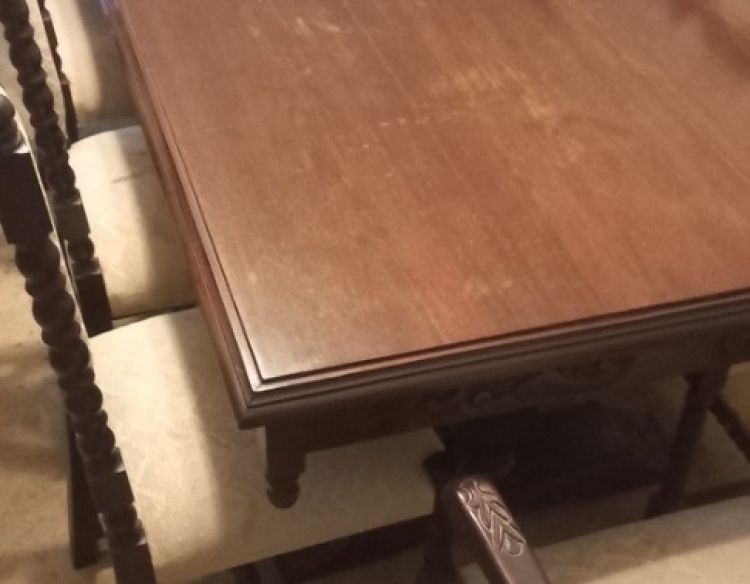 Juego de comedor para 10 personas con 8 sillas y 2 sillones + bahiut