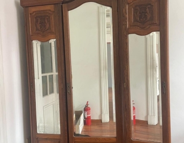 Ropero antiguo 3 puertas con vidrios IMPECABLE